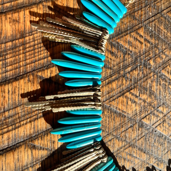 Faux Turquoise Necklace - Picture 2 of 2